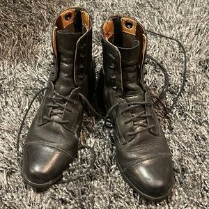 Ariat short horseback riding boots